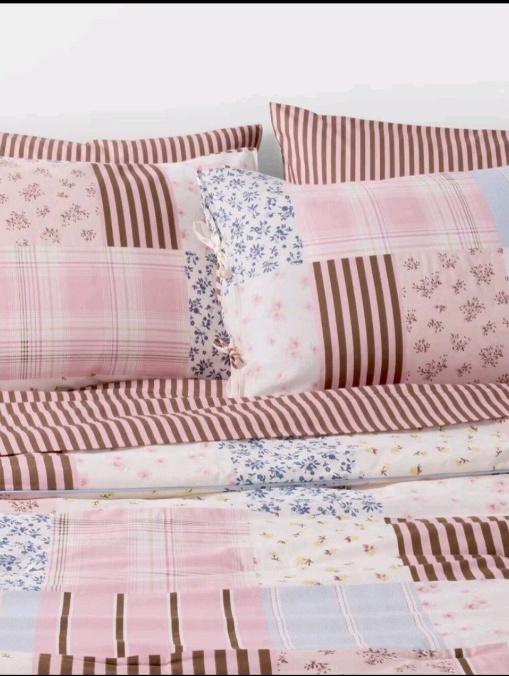 Full/Queen Percale Patchwork Comforter Set - The Hollister